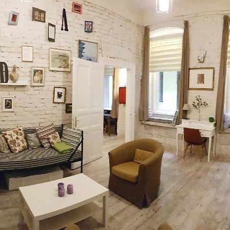 Wolf Apartment With Terrace By Nw Budapeszt Zewnętrze zdjęcie