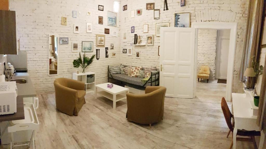 Wolf Apartment With Terrace By Nw Budapeszt Zewnętrze zdjęcie
